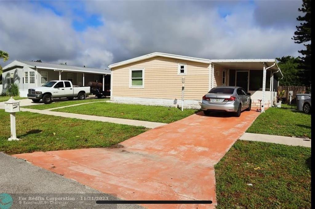 10557 S 228th Lane, Boca Raton FL 33428