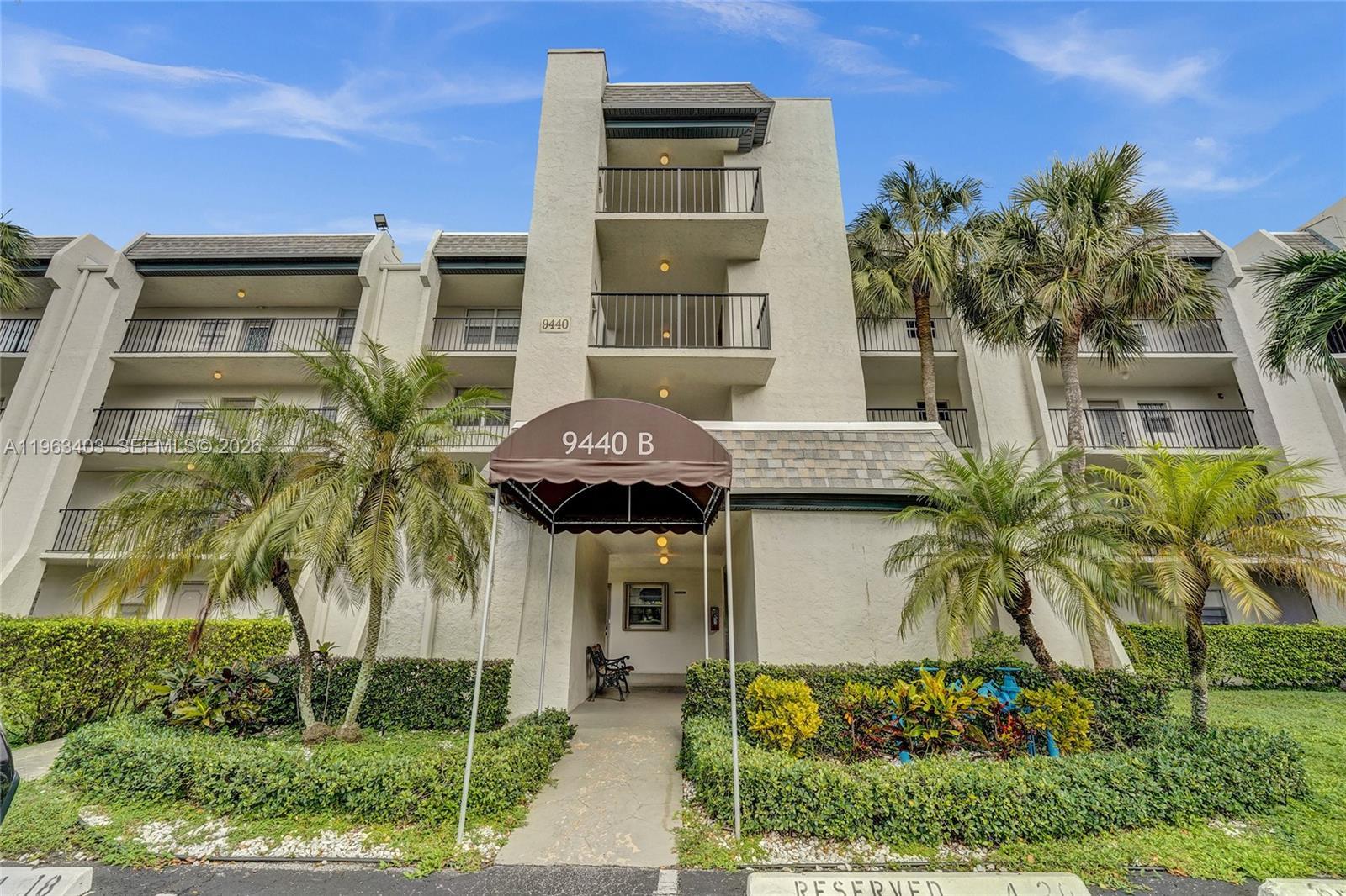 9440 Poinciana Pl # 108, Davie FL 33324