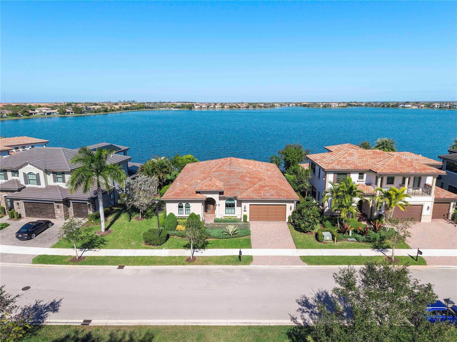 11431 W Watercrest Circle, Parkland FL 33076 photo 2