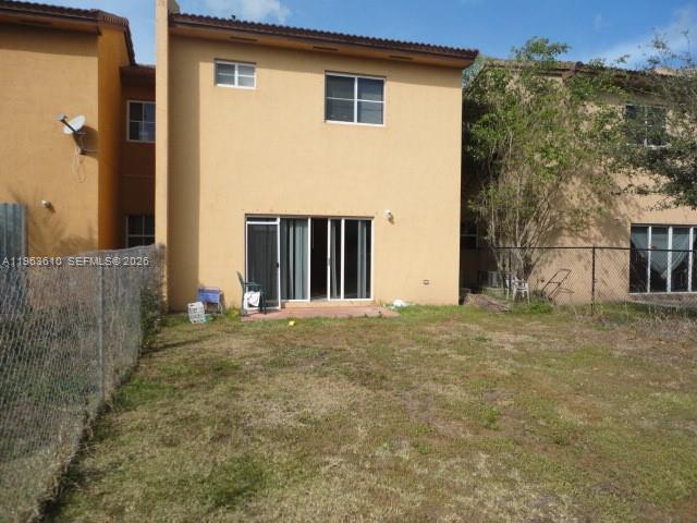 875 SW 6th Pl, Florida City FL 33034 photo 2