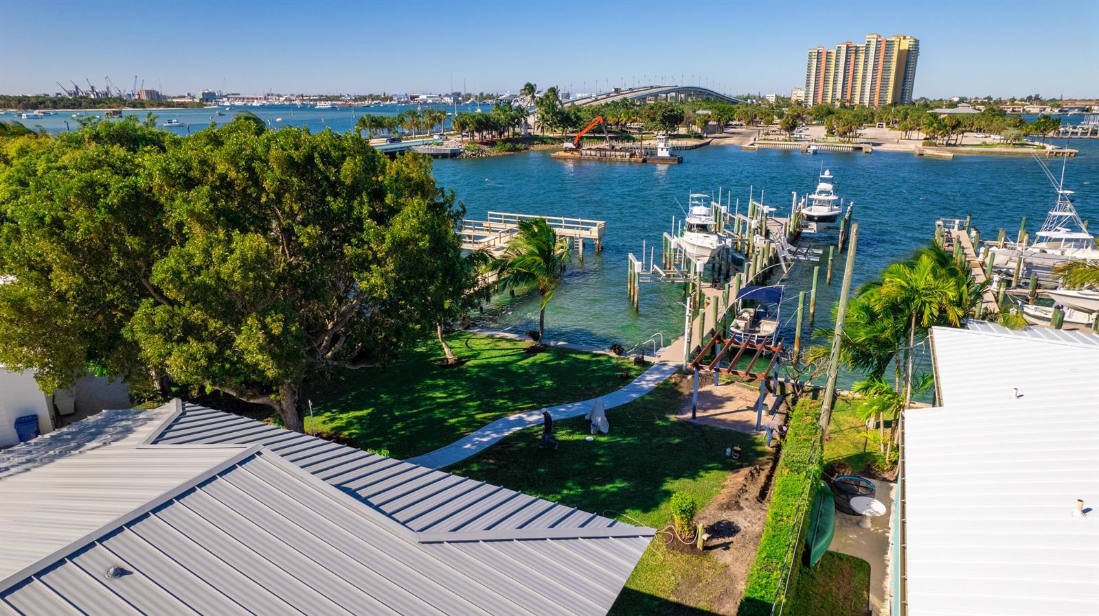 2649 Lake Drive # 1, Singer Island FL 33404 photo 4