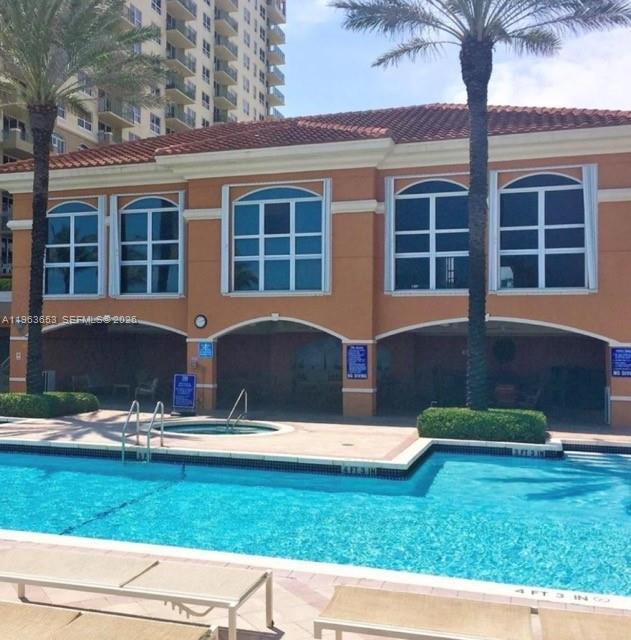 Hallandale Beach, FL 33009 photo 4