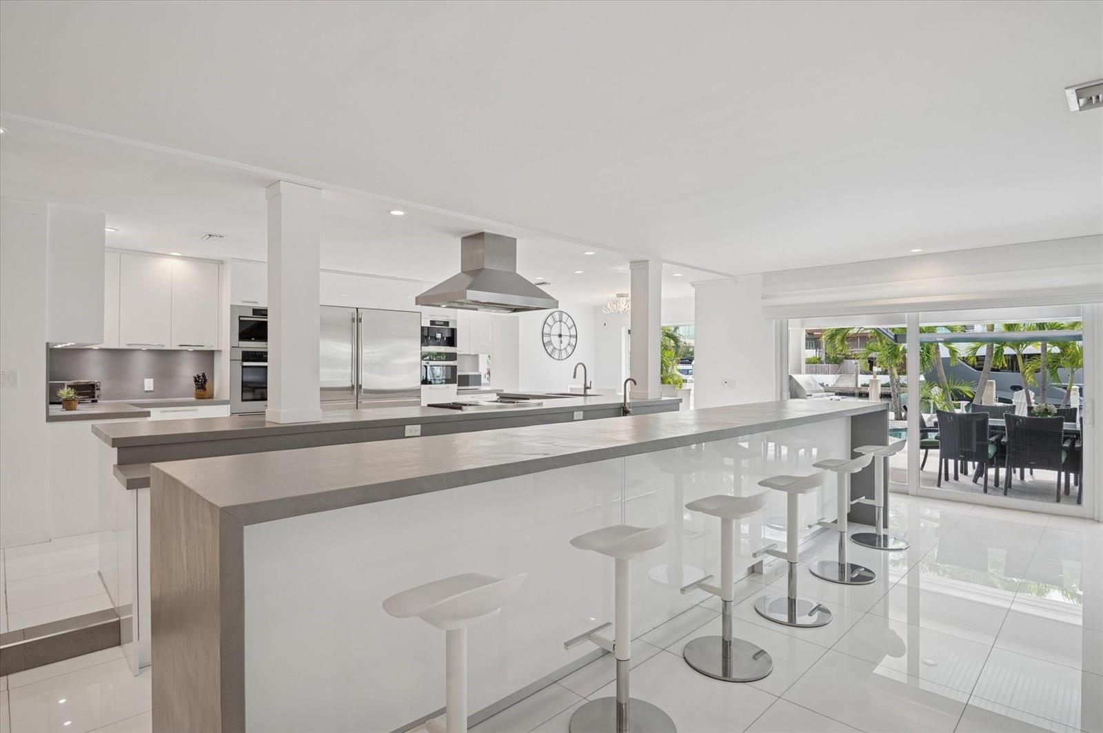 2540 Mercedes Drive, Fort Lauderdale FL 33316 photo 4