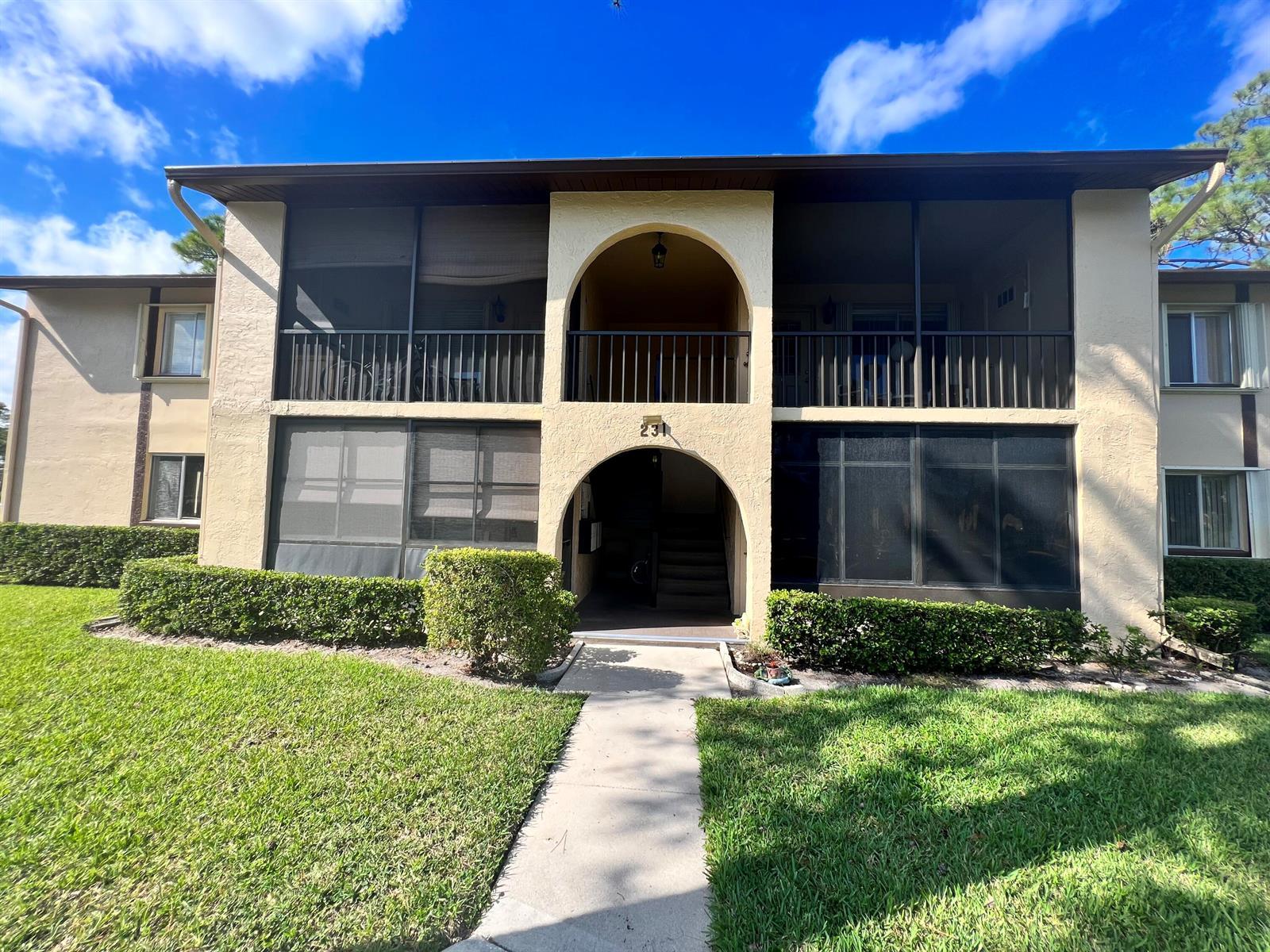 231 Pine Hov Circle # 1, FL 33463