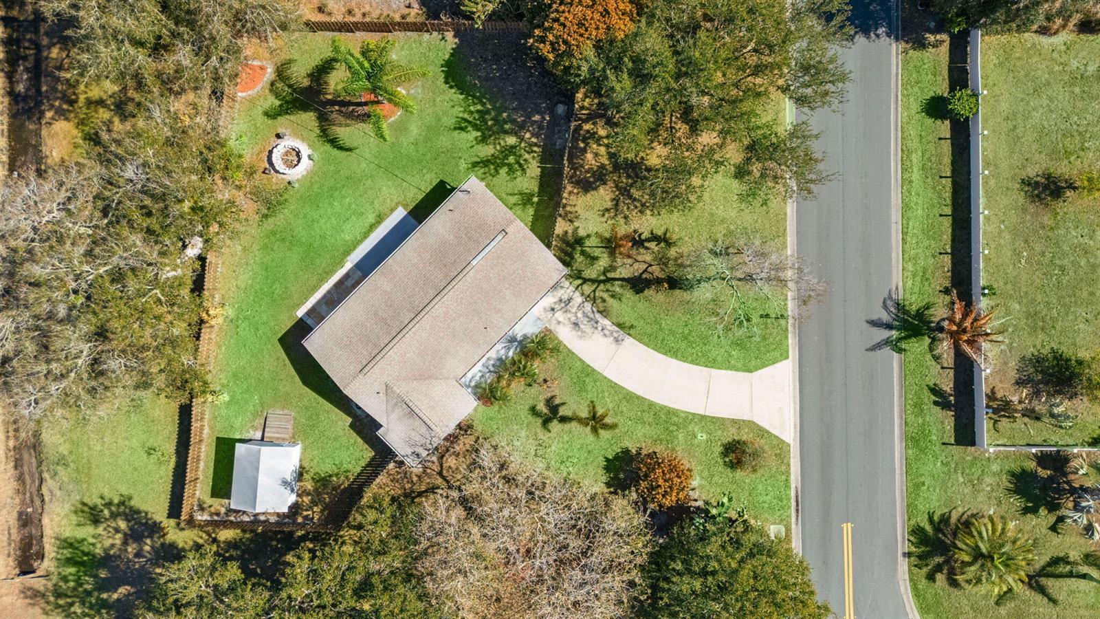 126 Ormond Court, Sebastian FL 32958 photo 2