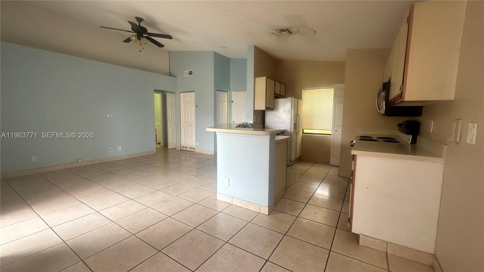 9999 Summerbreeze Dr # 315, Sunrise FL 33322 photo 2