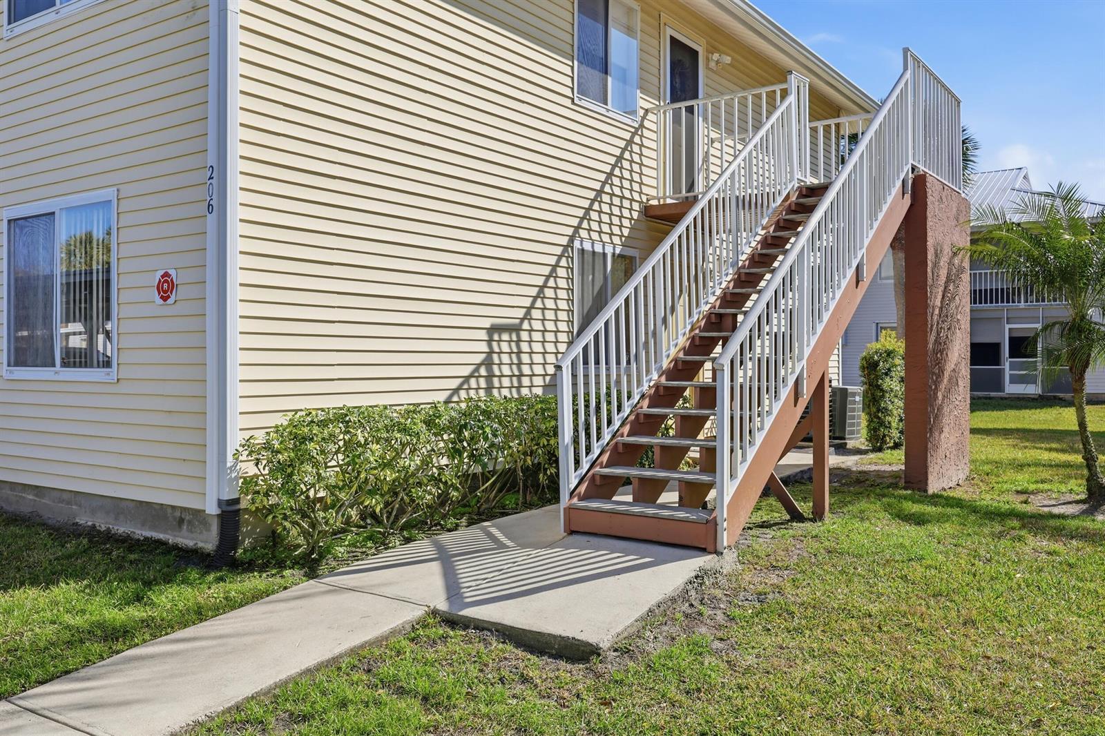 205 SE Village 205 Drive # 205, Port St. Lucie FL 34952 photo 2