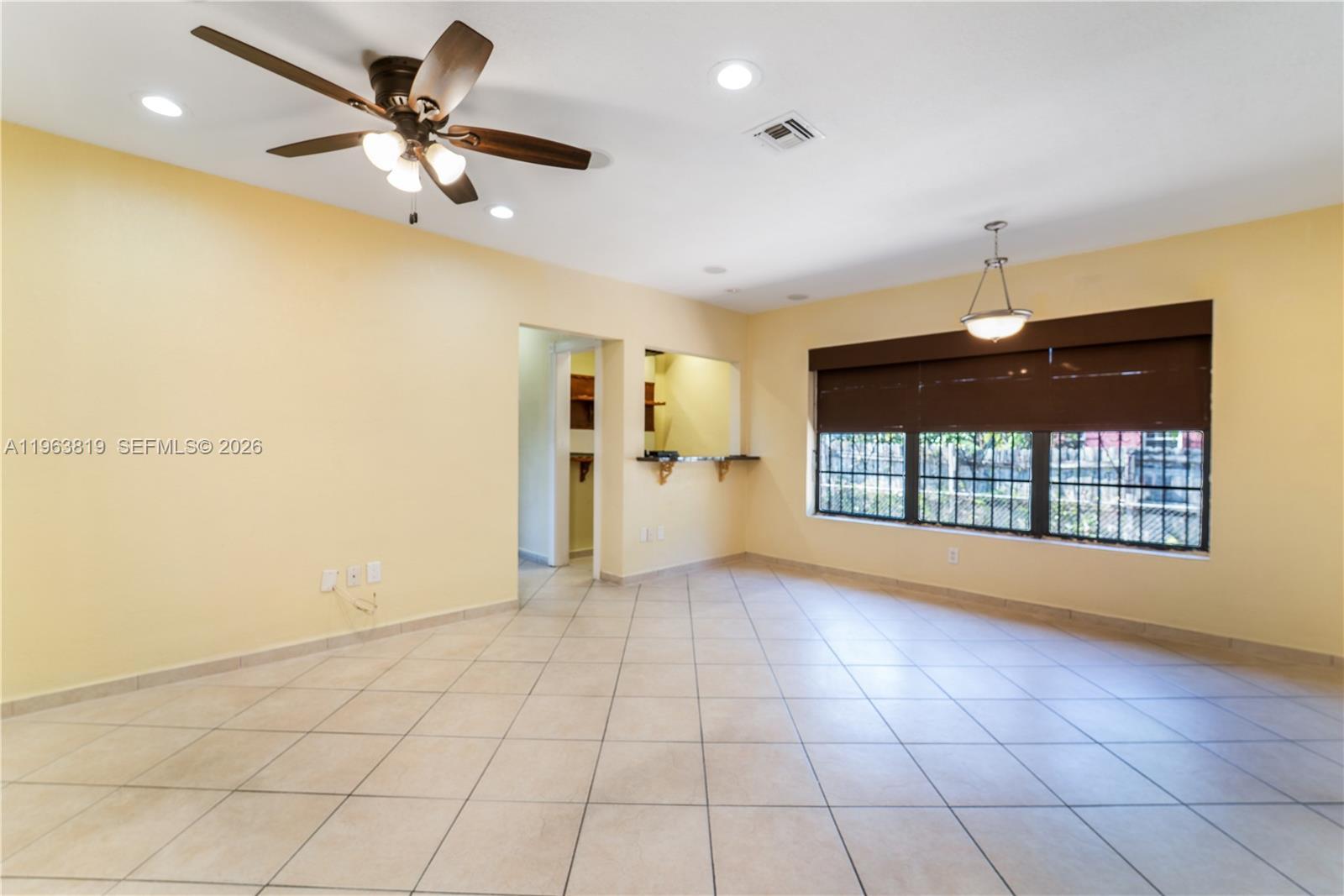12210 NW 10th Ave, North Miami FL 33168 photo 4