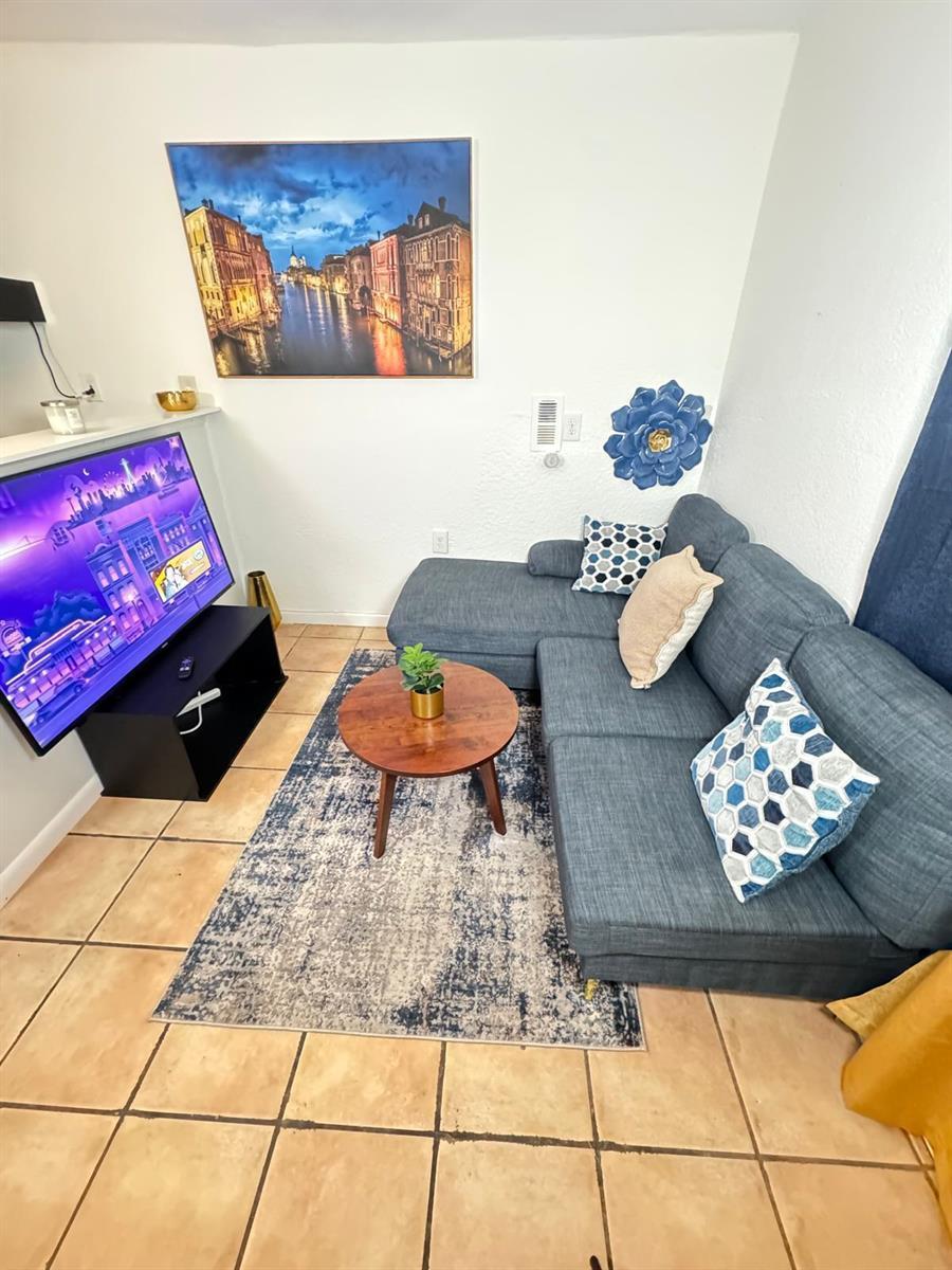 1430 N Stacy Street N # 4, West Palm Beach FL 33417