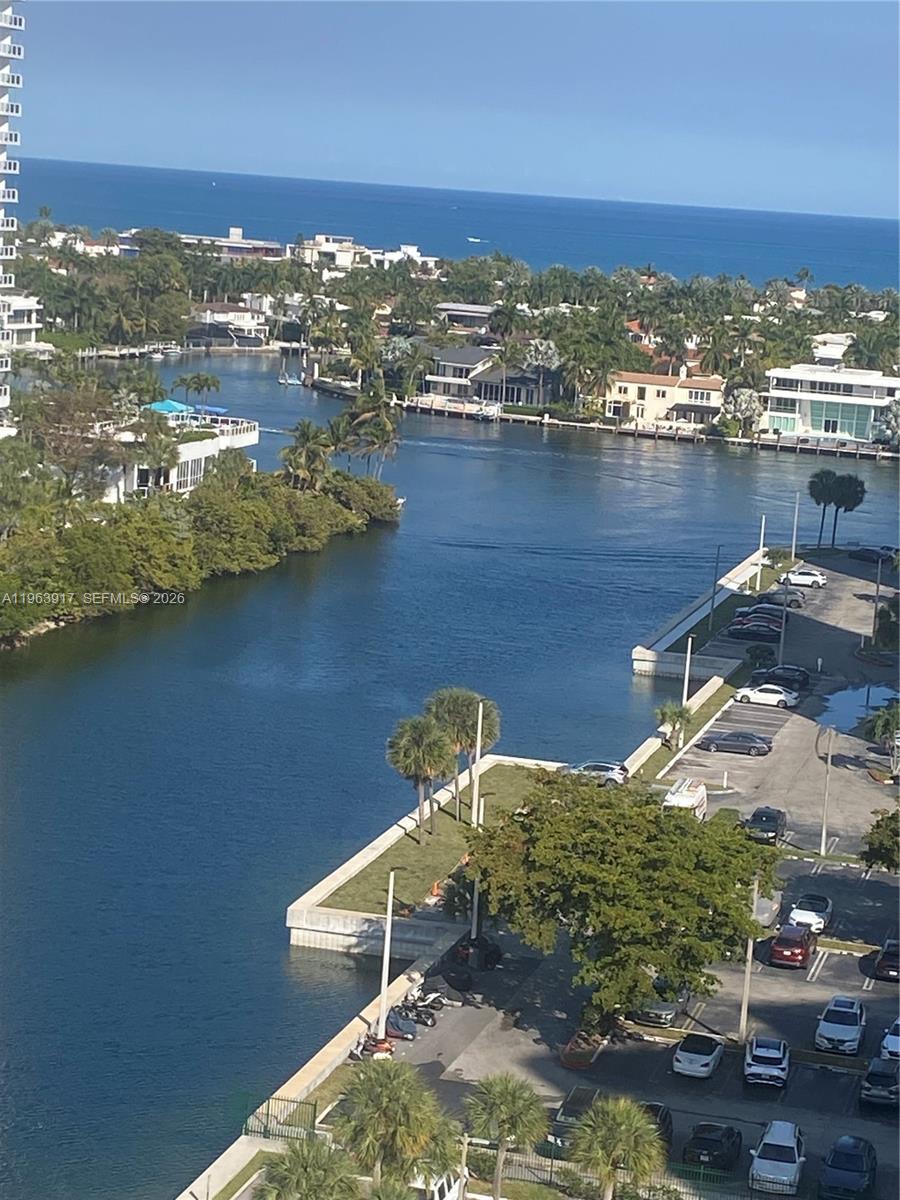 3701 N Country Club Dr # 1502, Aventura FL 33180 photo 2