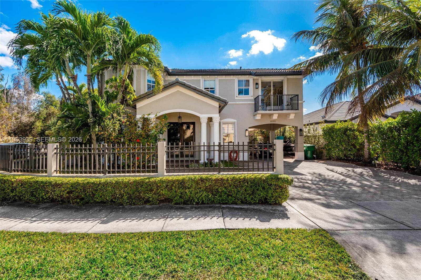 14900 SW 10th St, Miami FL 33194 photo 2