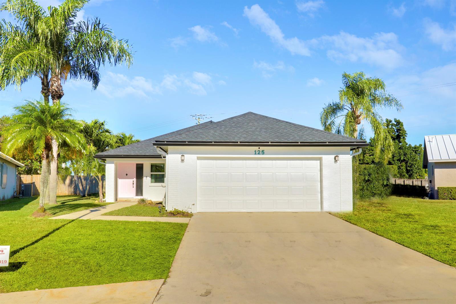 125 Arrowhead Circle, Jupiter FL 33458
