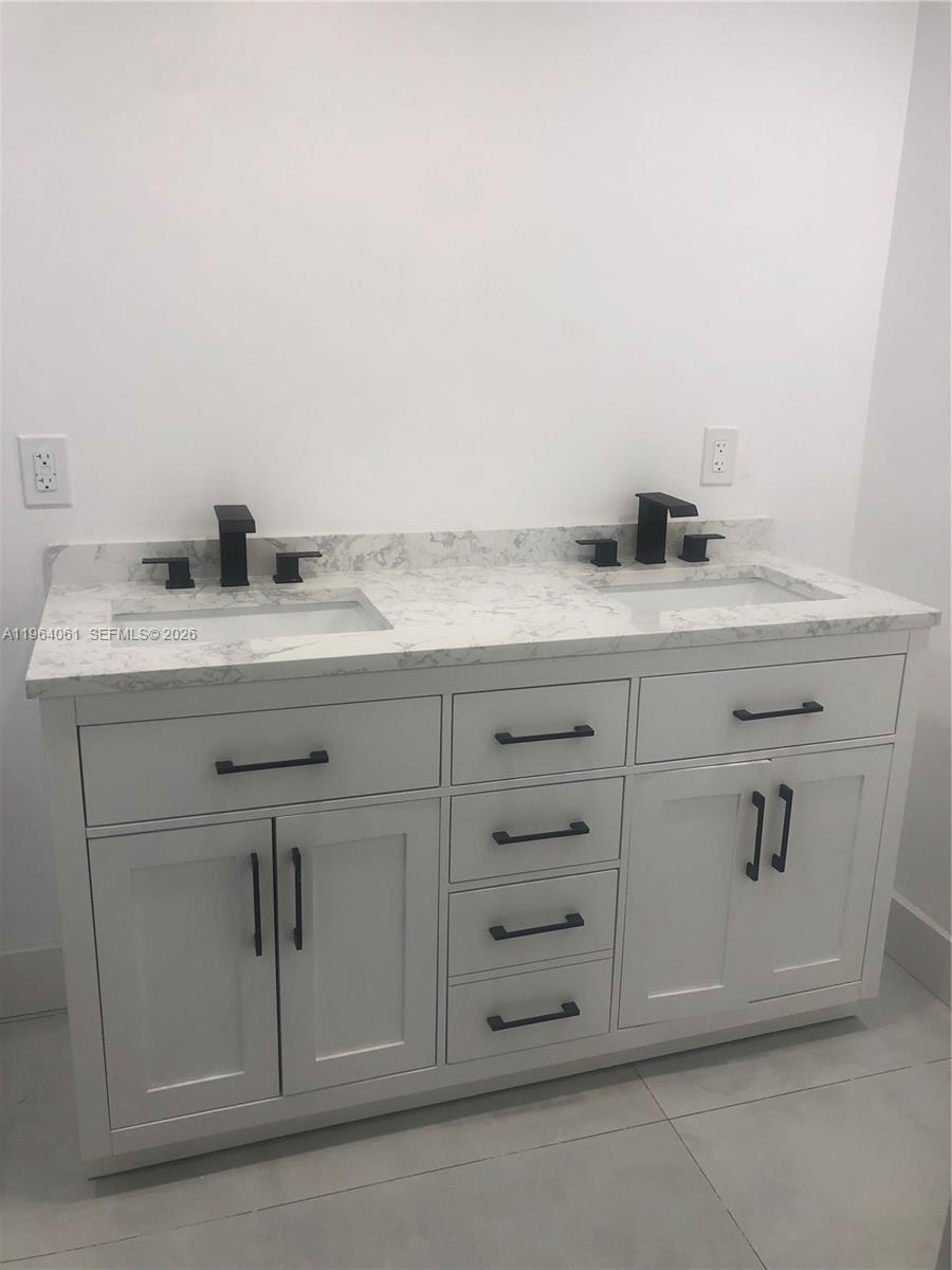 10185 Collins Ave # 209, Bal Harbour FL 33154 photo 3