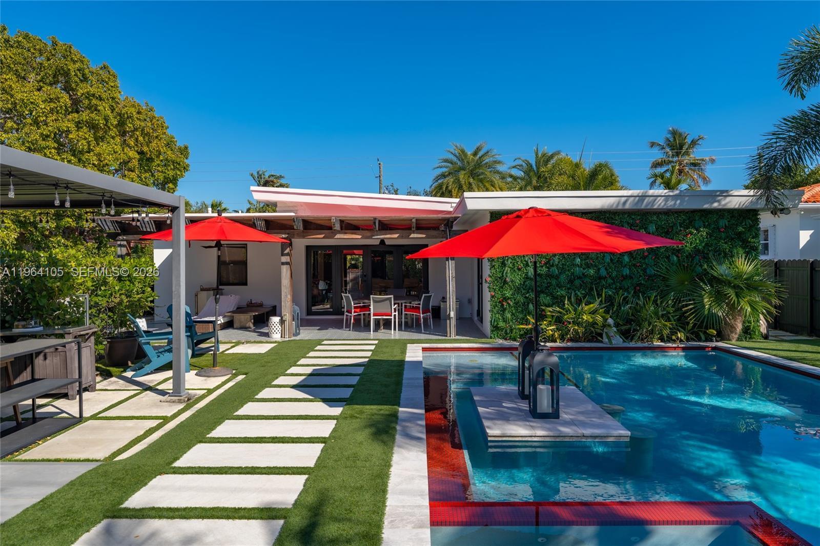 8030 Noremac Ave, Miami Beach FL 33141 photo 2
