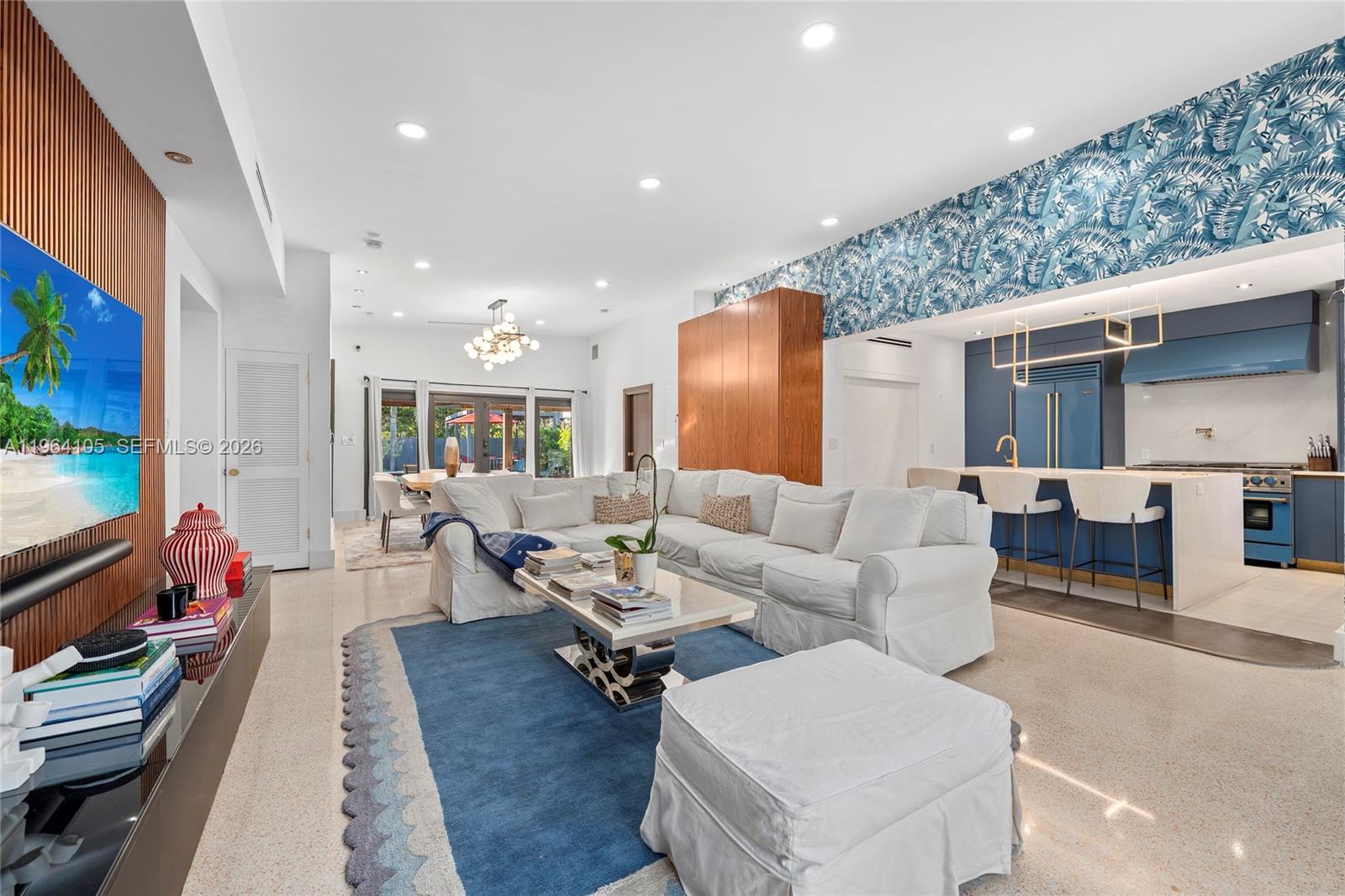 8030 Noremac Ave, Miami Beach FL 33141 photo 4