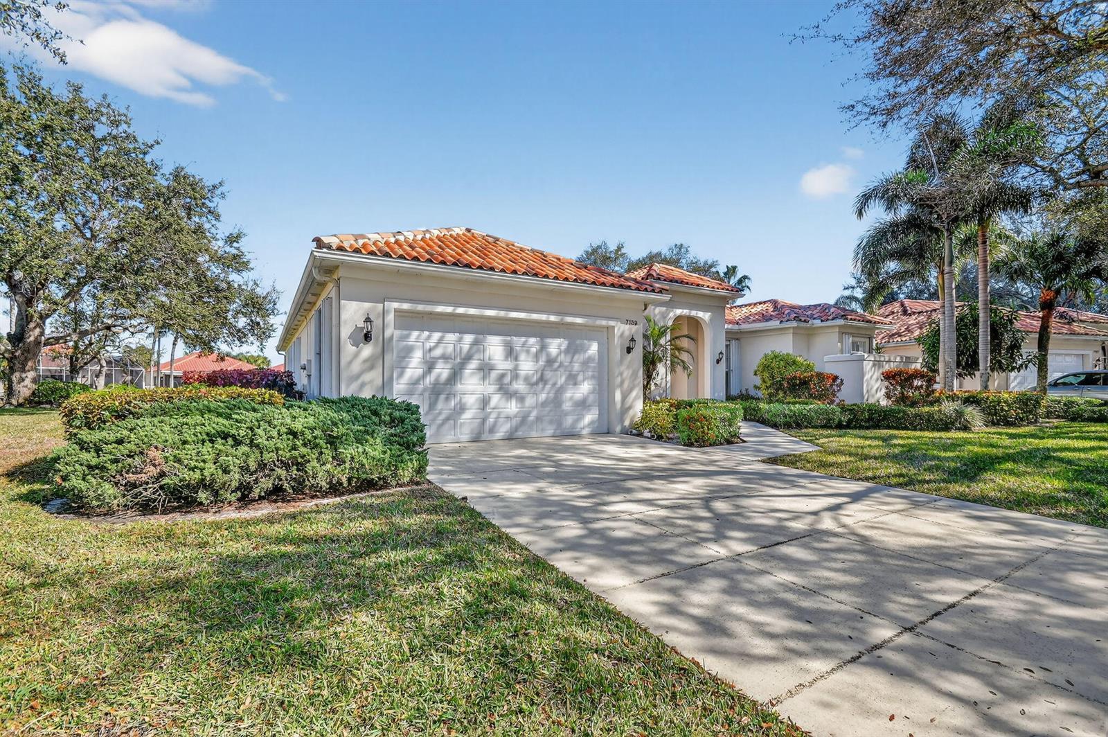 7139 Crystal Lake Drive, West Palm Beach FL 33411 photo 2
