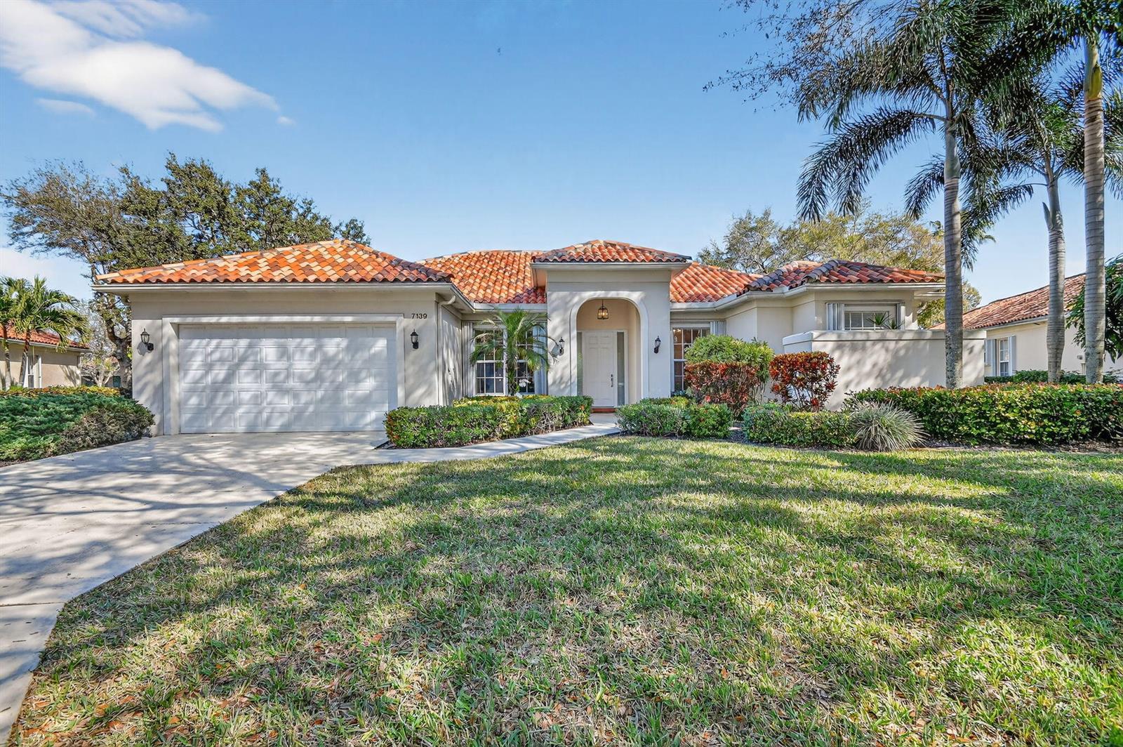 7139 Crystal Lake Drive, West Palm Beach FL 33411 photo 3