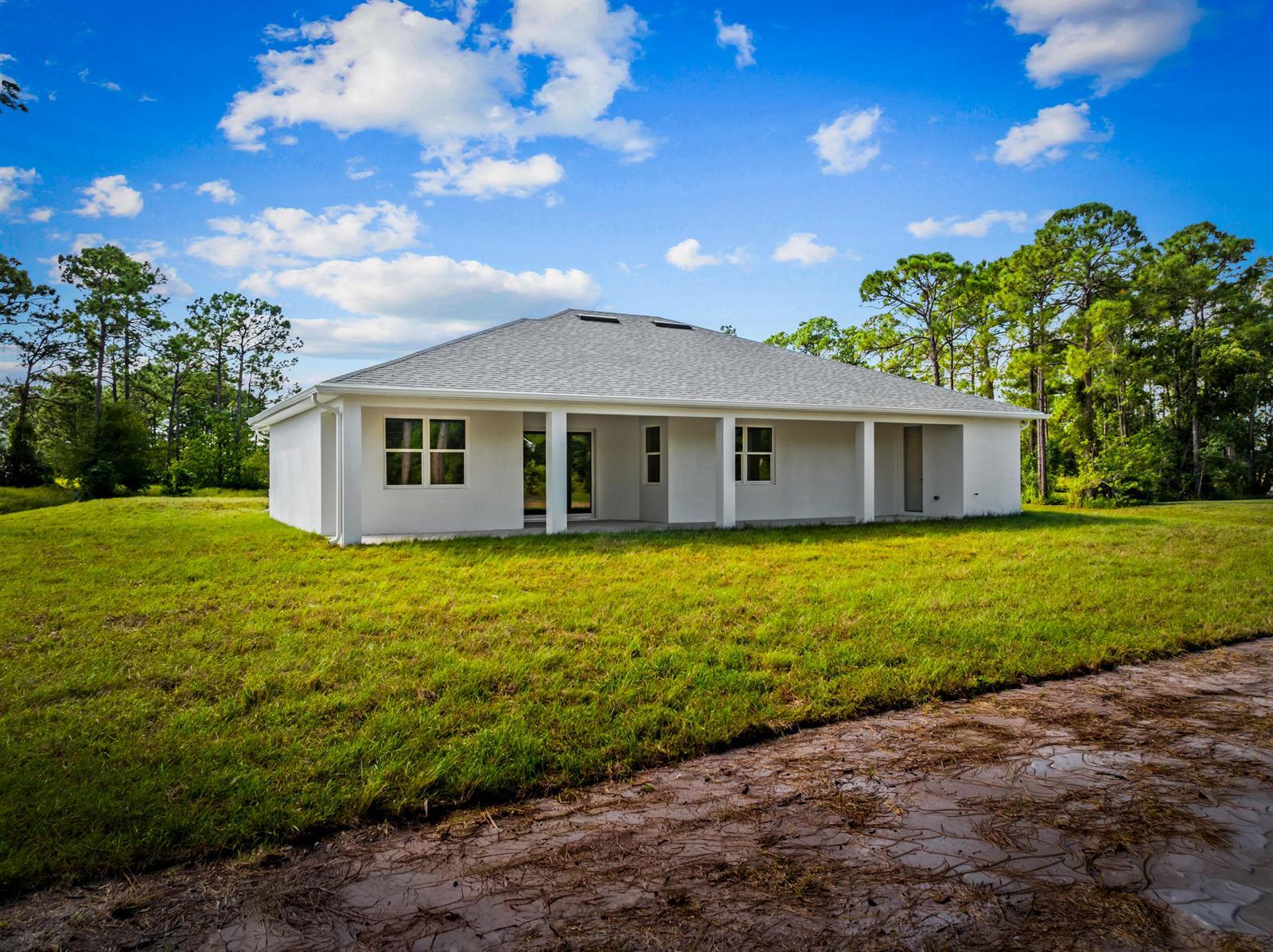 10652 Lighter Wood Lane, Fort Pierce FL 34945 photo 3