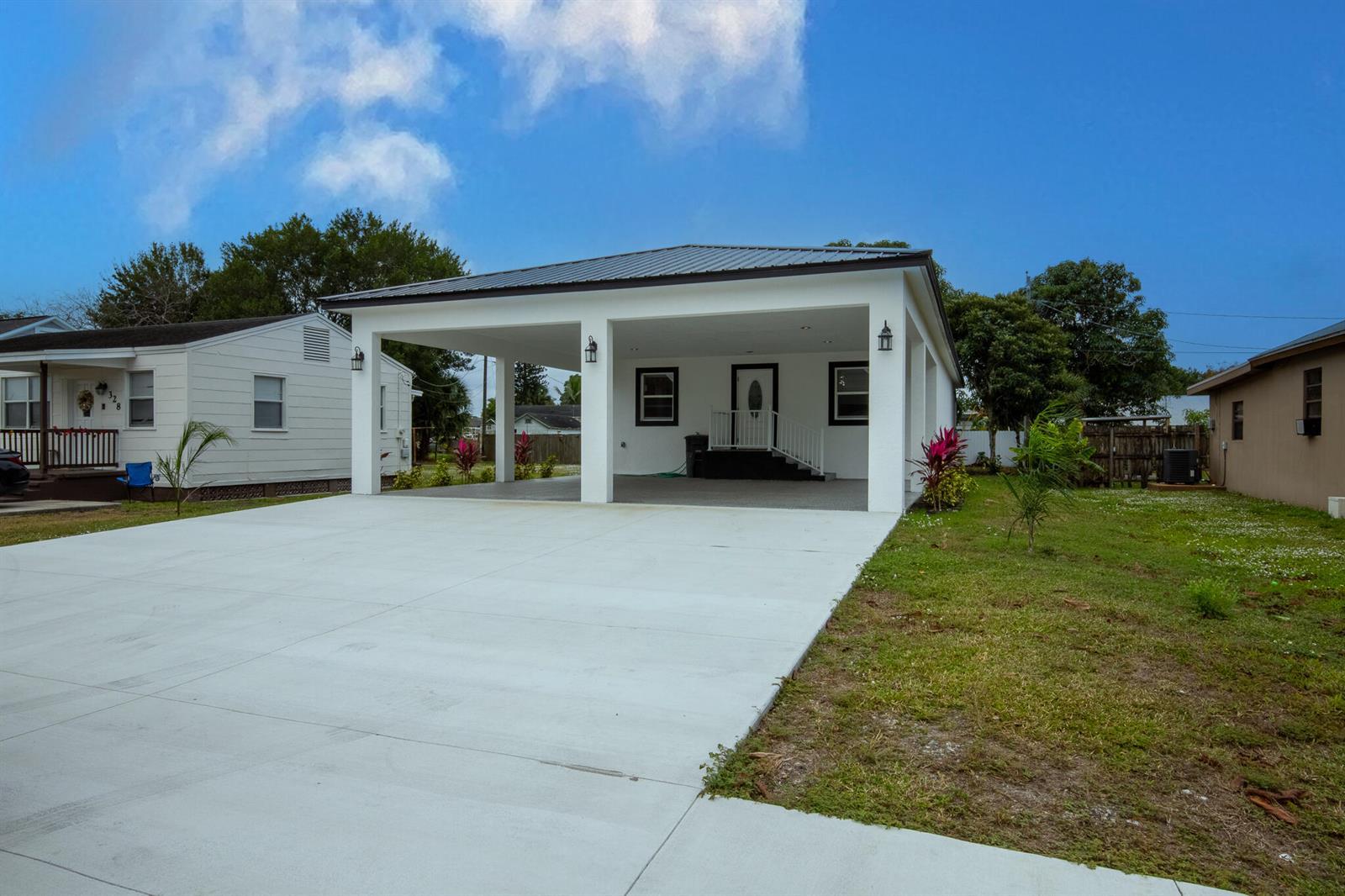 332 W Ventura Avenue, Clewiston FL 33440 photo 2