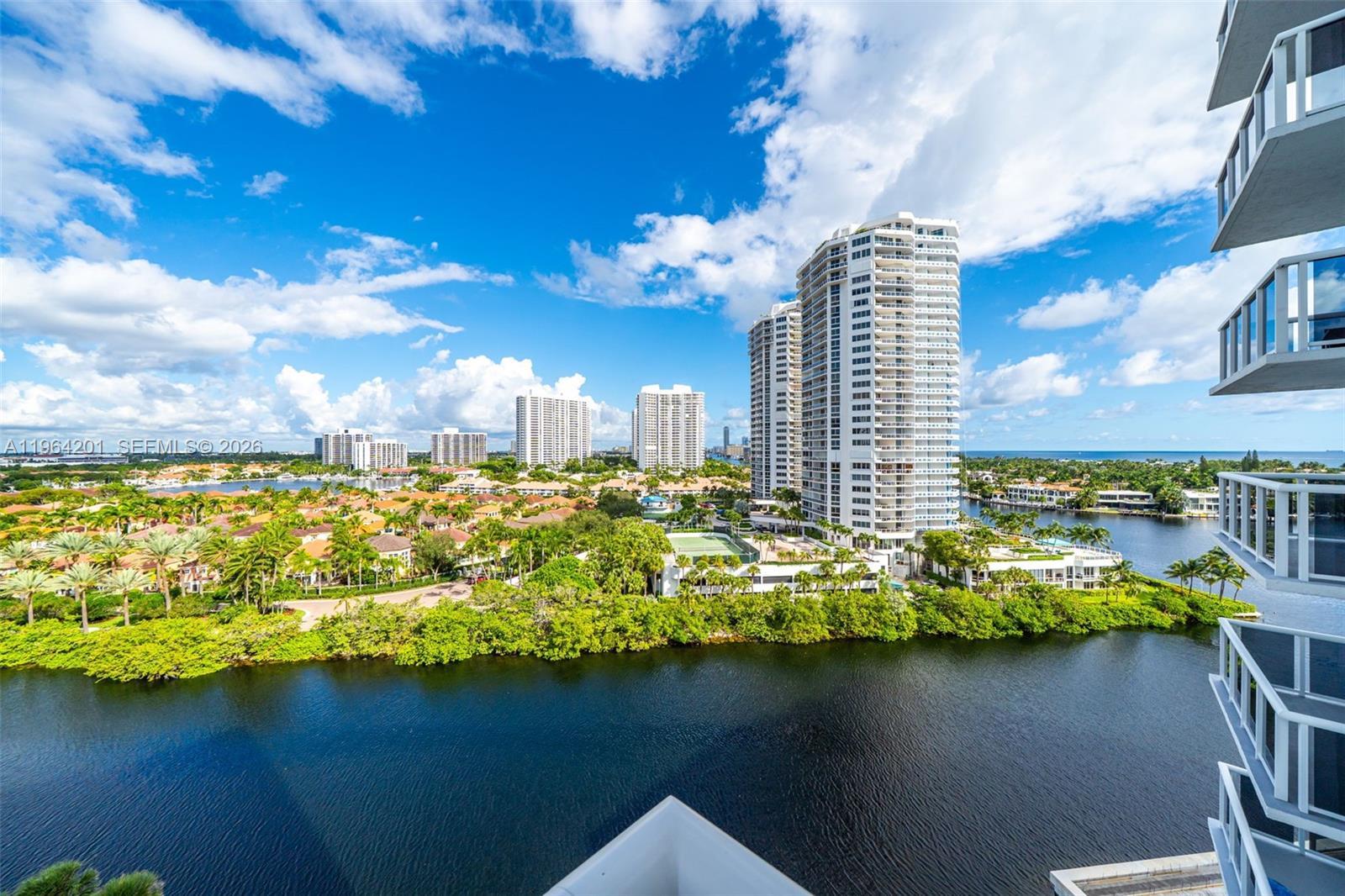 20505 E Country Club Drive # 1232, Aventura FL 33180 photo 4
