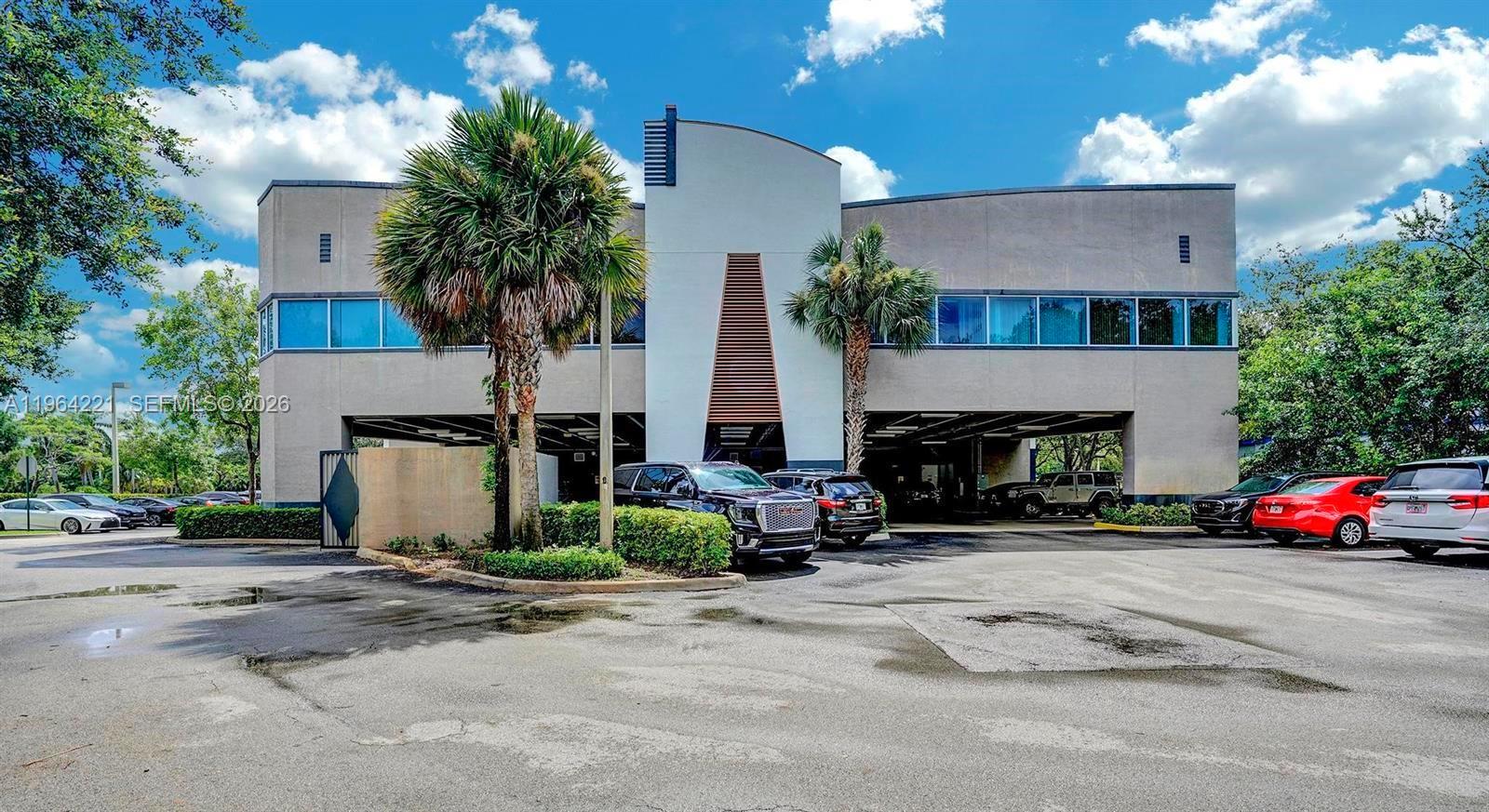 351 SW 136th Ave # 202, Davie FL 33325