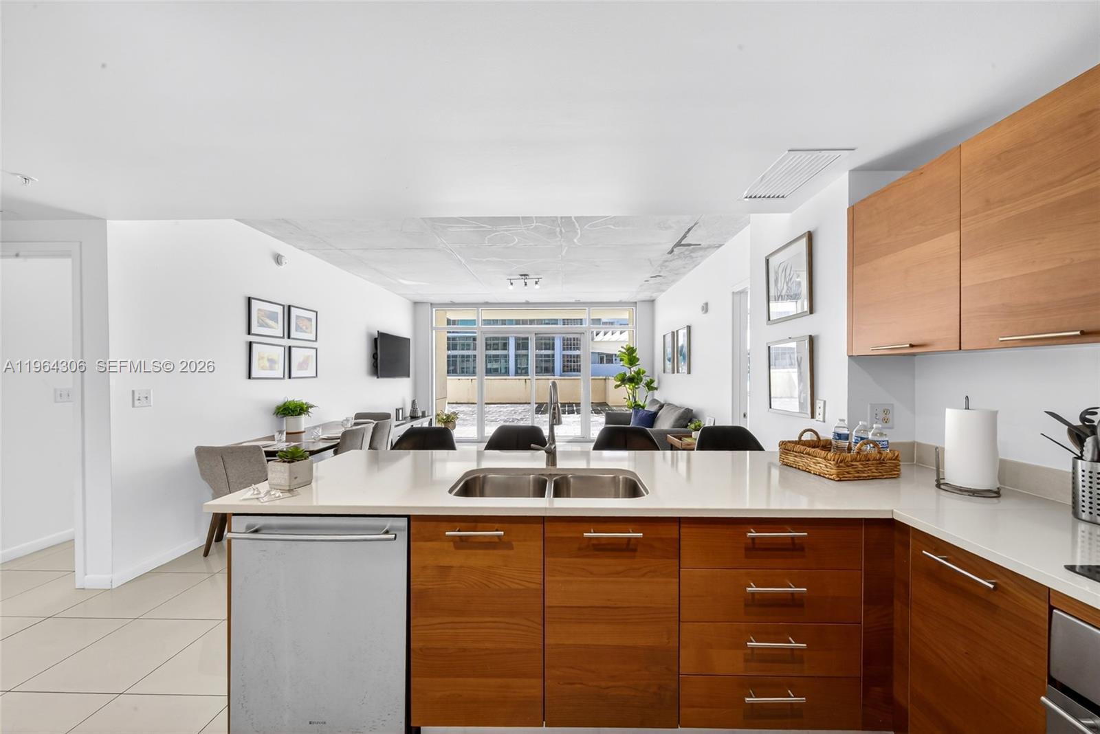 3250 NE 1st Ave # 502, Miami FL 33137 photo 4