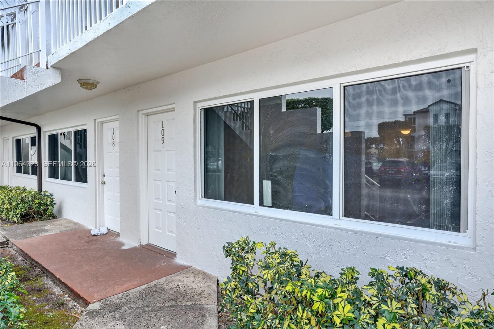 8670 NW 6th Ln # 109, Miami FL 33126 photo 2