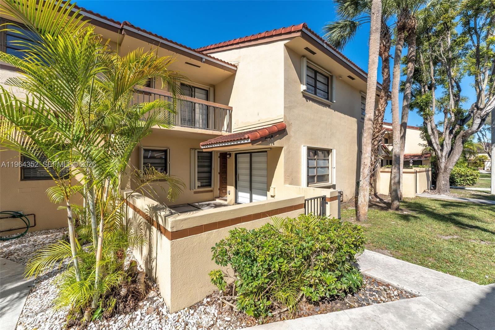 6346 SW 136th Ct # H, Miami FL 33183 photo 2