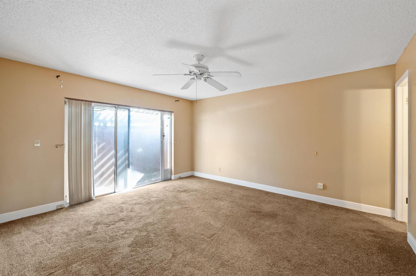 2229 Nova Village Drive, Davie FL 33317 photo 5