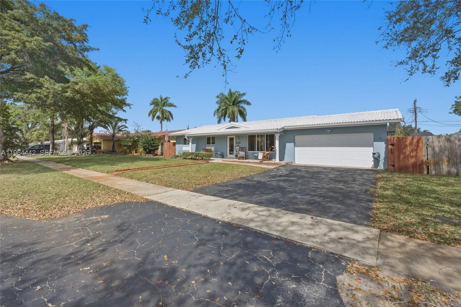 7221 NW 10th Ct, Plantation FL 33313 photo 3
