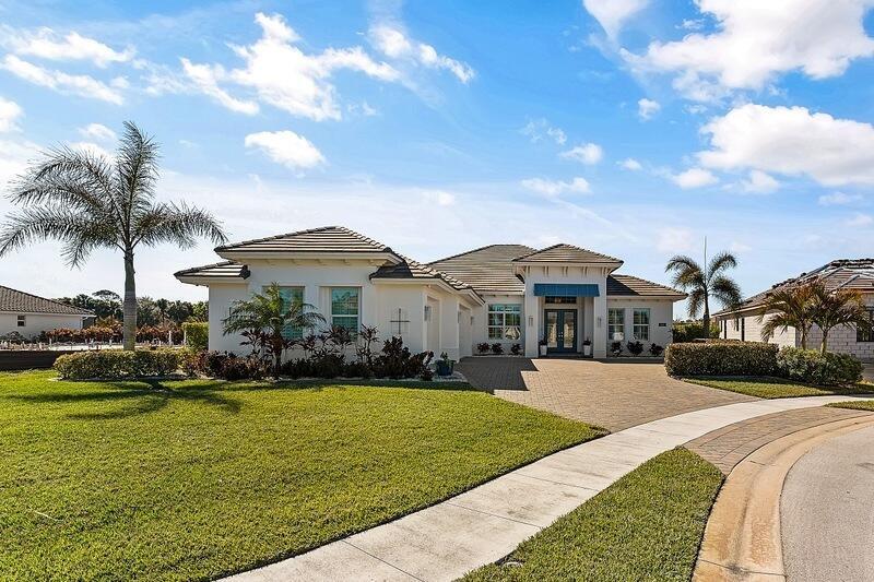 5812 Lake Pine Road, Vero Beach FL 32967 photo 2