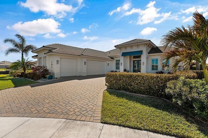 5812 Lake Pine Road, Vero Beach FL 32967 photo 3