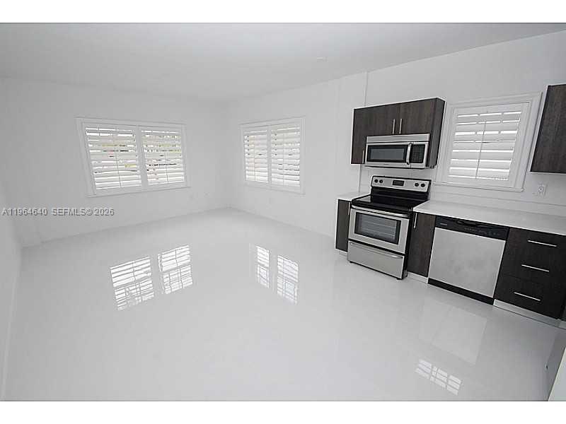 1255 PENNSYLVANIA AV # 102, Miami Beach FL 33139 photo 2