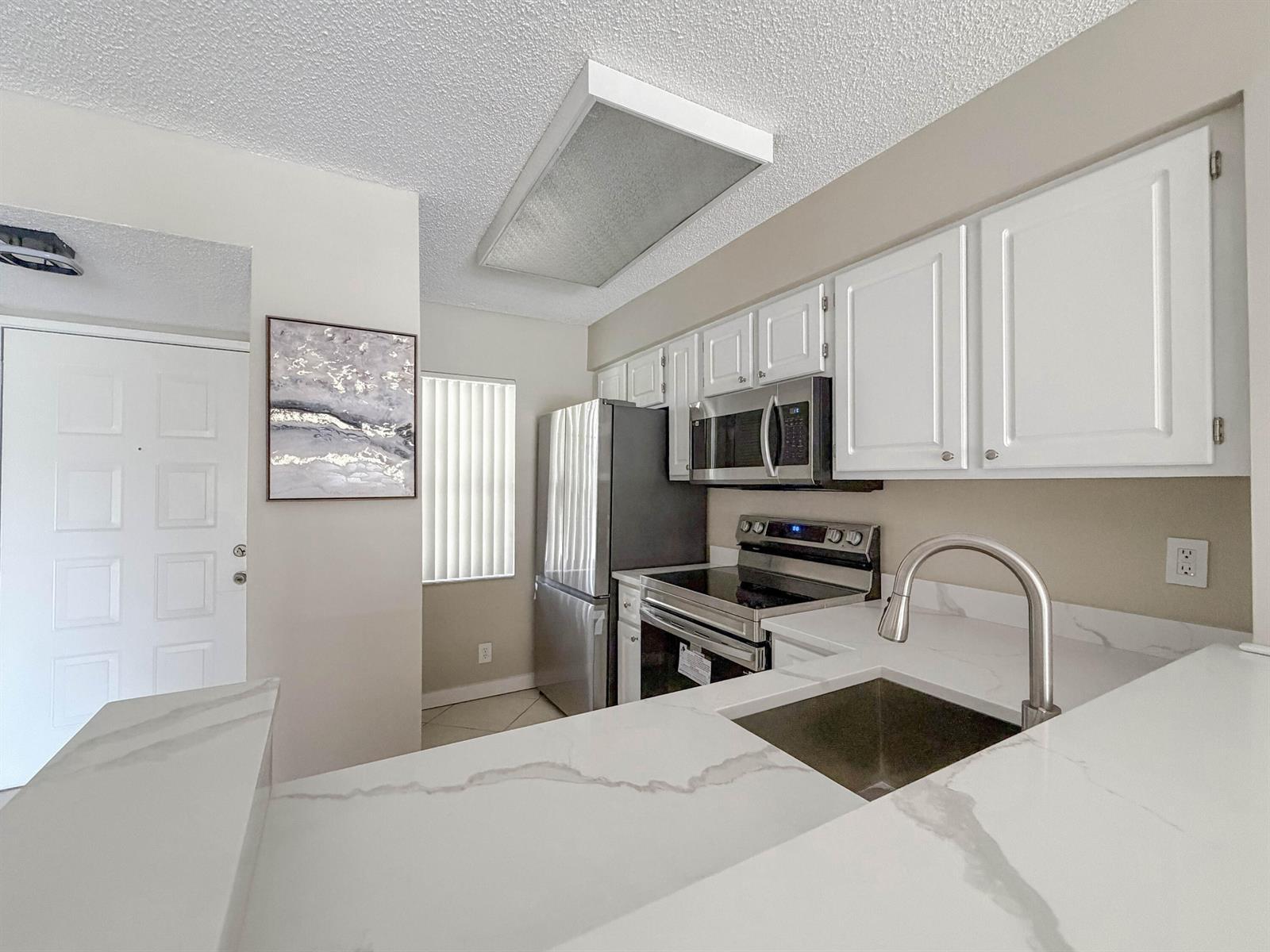 2228 N Cypress Bend Drive # 407, Pompano Beach FL 33069 photo 2