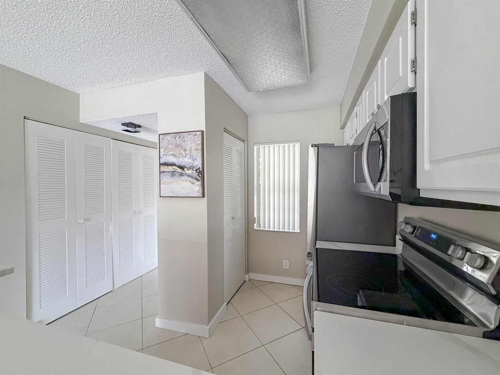 2228 N Cypress Bend Drive # 407, Pompano Beach FL 33069 photo 5