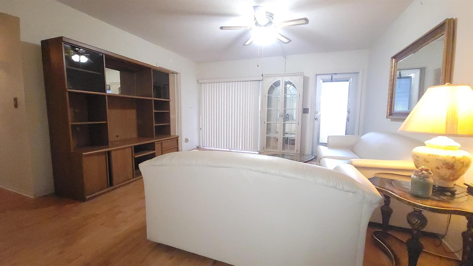 48 Stratford D, West Palm Beach FL 33417 photo 3