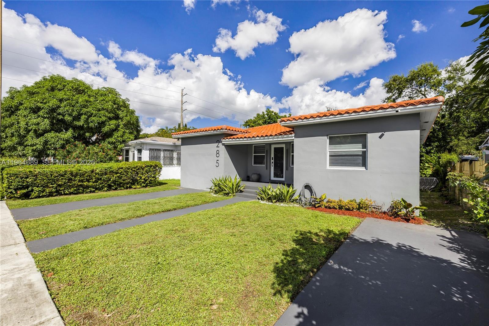 285 NW 45th St, Miami FL 33127 photo 2
