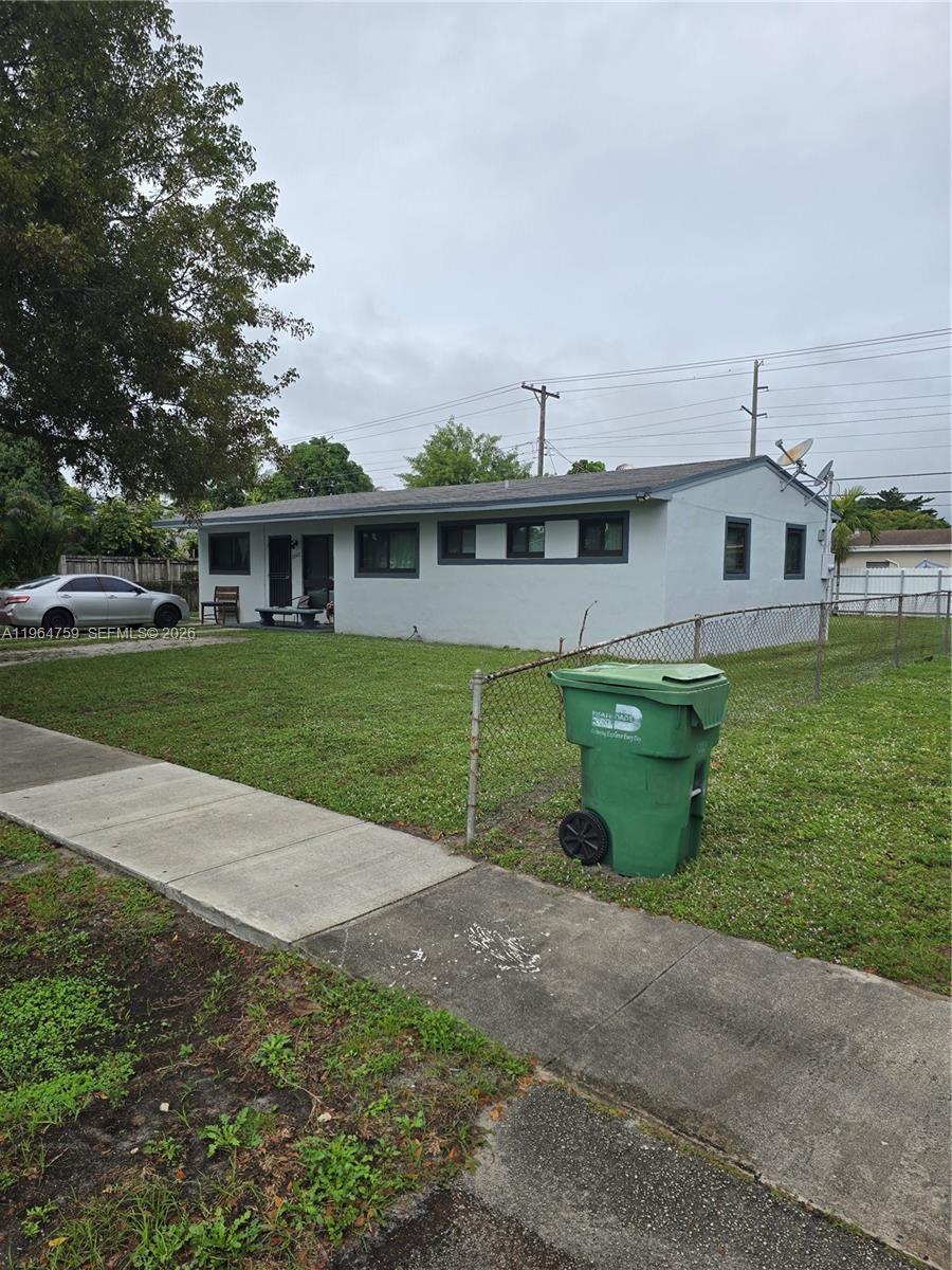 17701 NW 32nd Ct, Miami Gardens FL 33056
