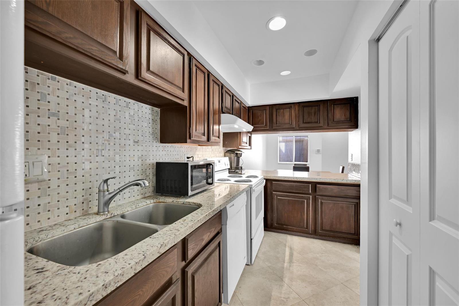 4011 Coral Springs Drive # 4011, Coral Springs FL 33065 photo 4