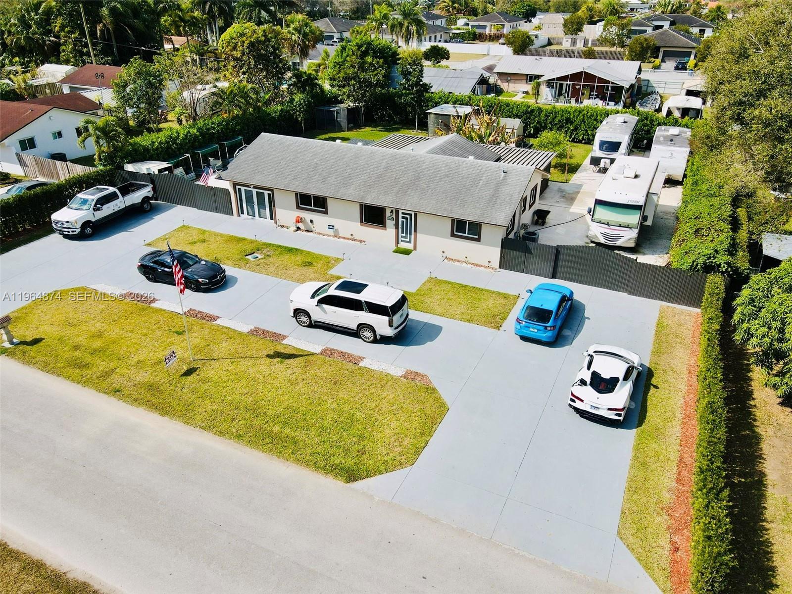32240 SW 199th Ave, Homestead FL 33030 photo 5