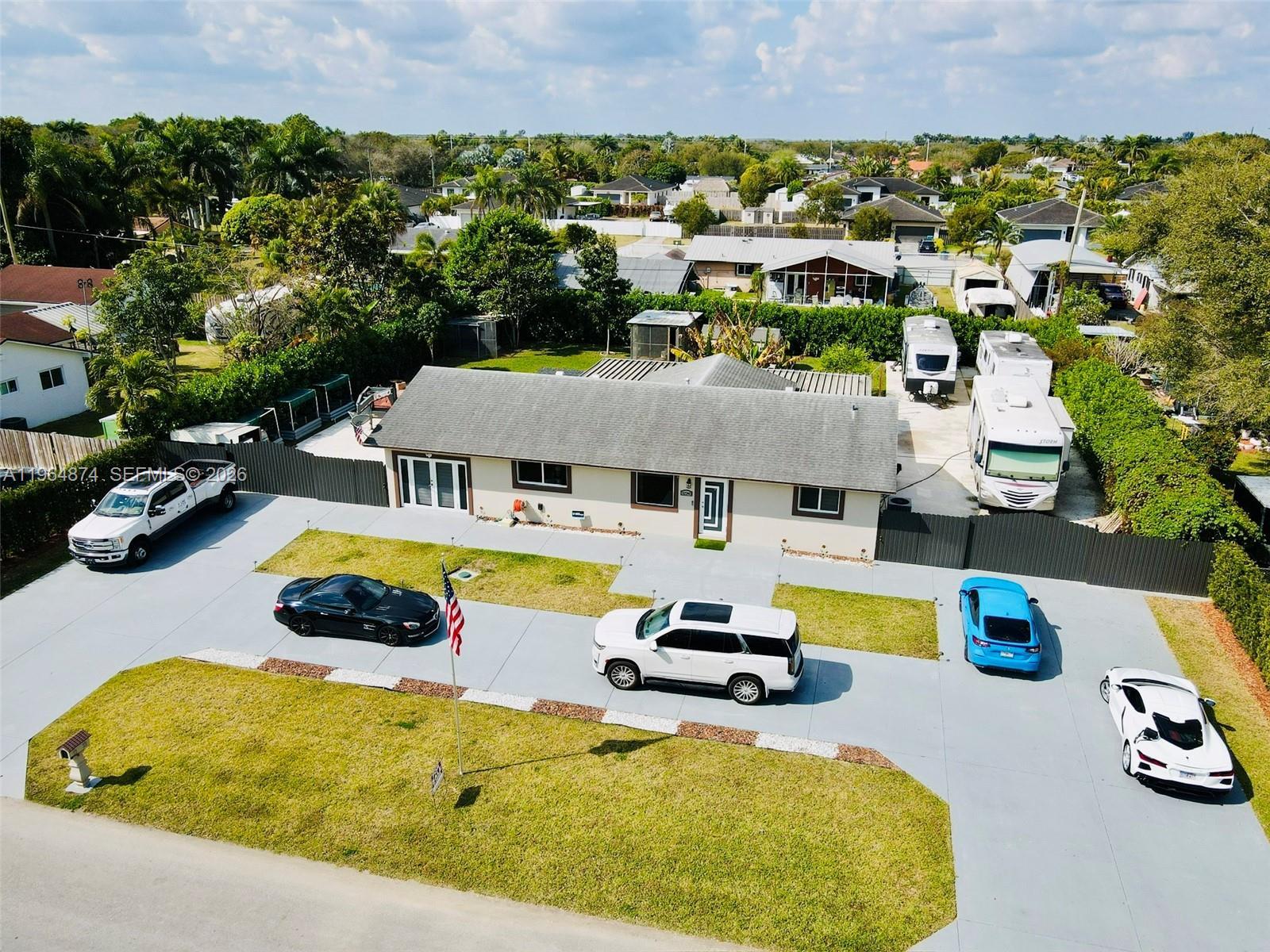 32240 SW 199th Ave, Homestead FL 33030 photo 4
