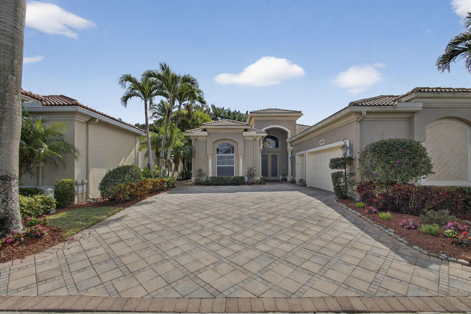 10842 Greenbriar Villa Drive, Lake Worth FL 33449 photo 2
