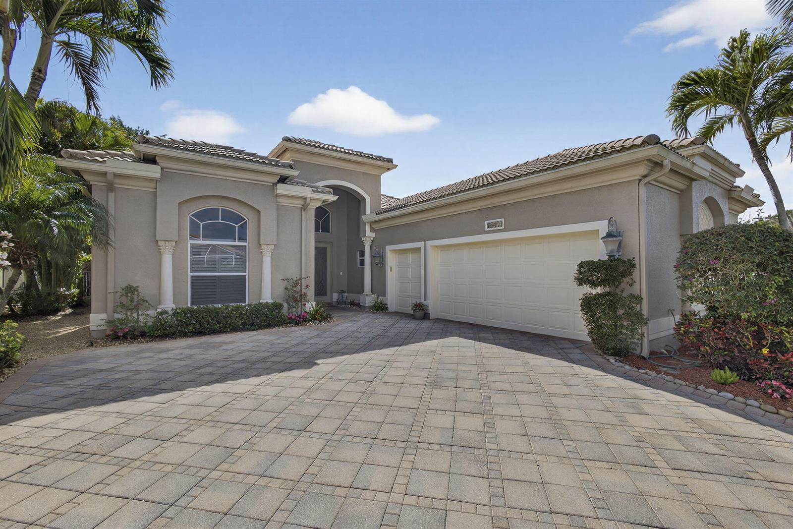 10842 Greenbriar Villa Drive, Lake Worth FL 33449