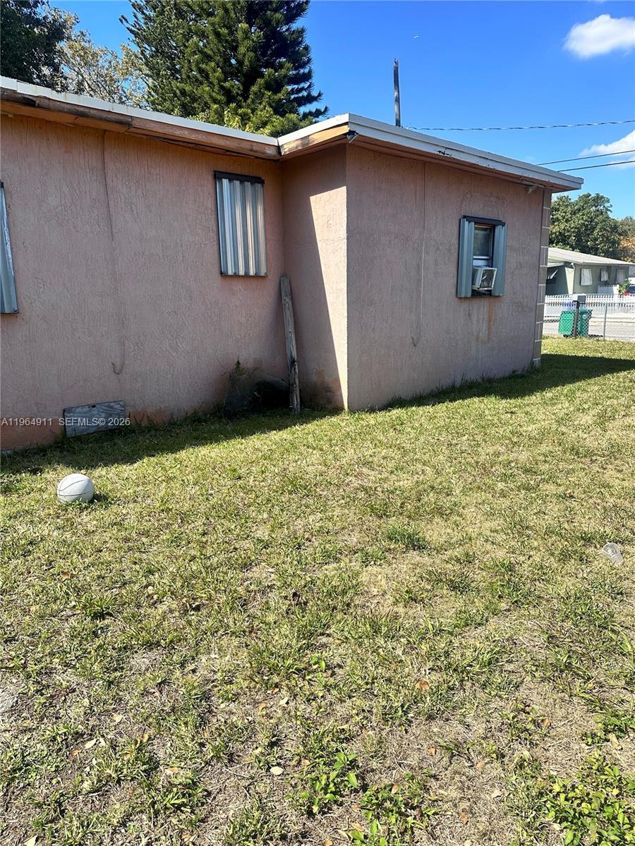 1220 NW 70th St, Miami FL 33147 photo 4
