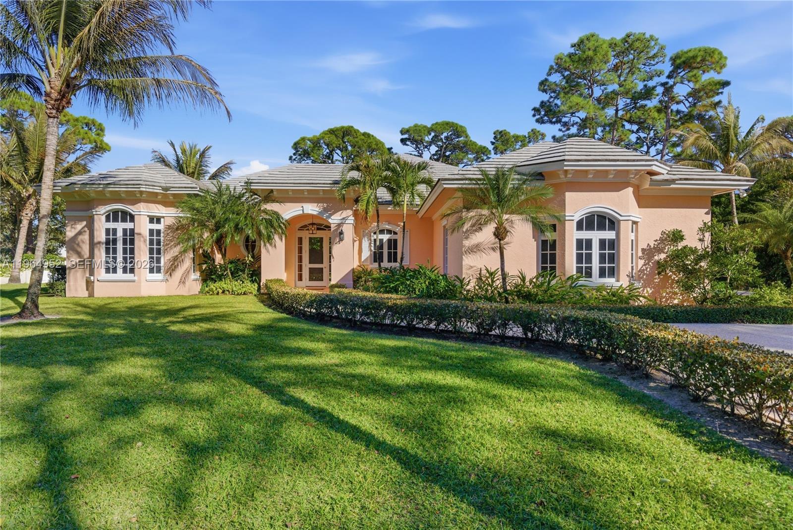 12012 SE Laurel Ln, Hobe Sound FL 33455