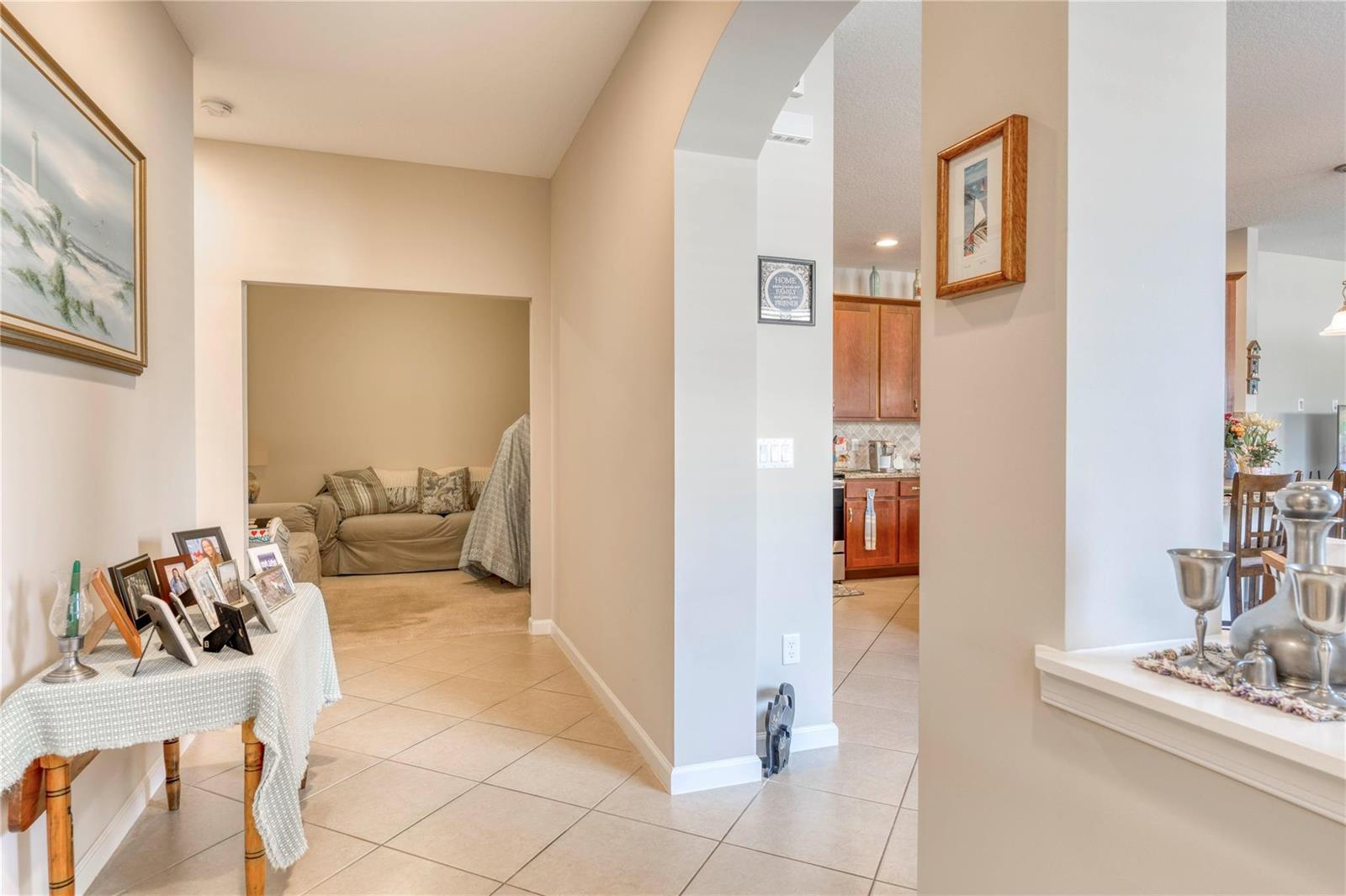 11008 SW Winding Lakes Circle, Port St. Lucie FL 34987 photo 4