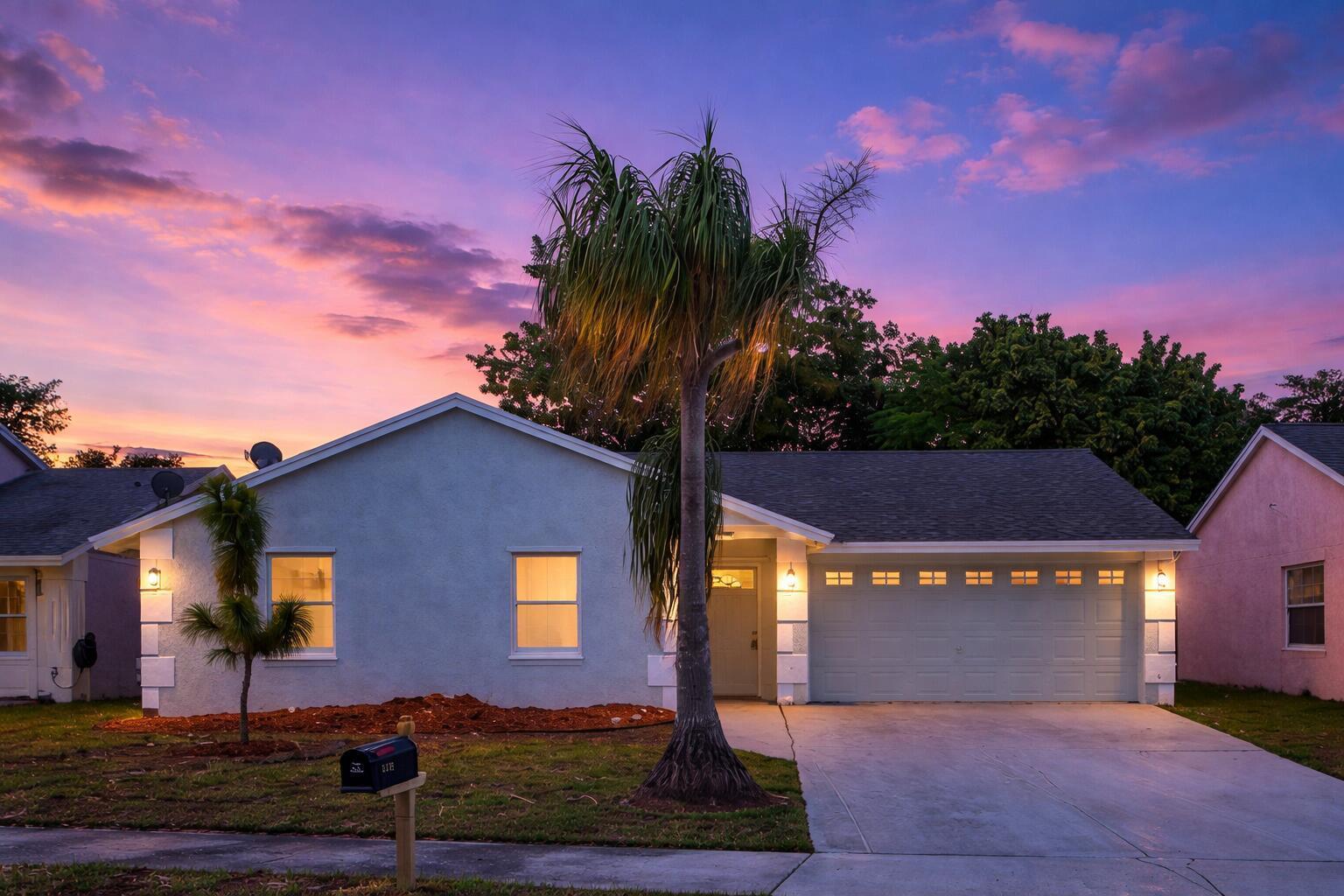 5213 Blueberry Hill Avenue, Lake Worth FL 33463
