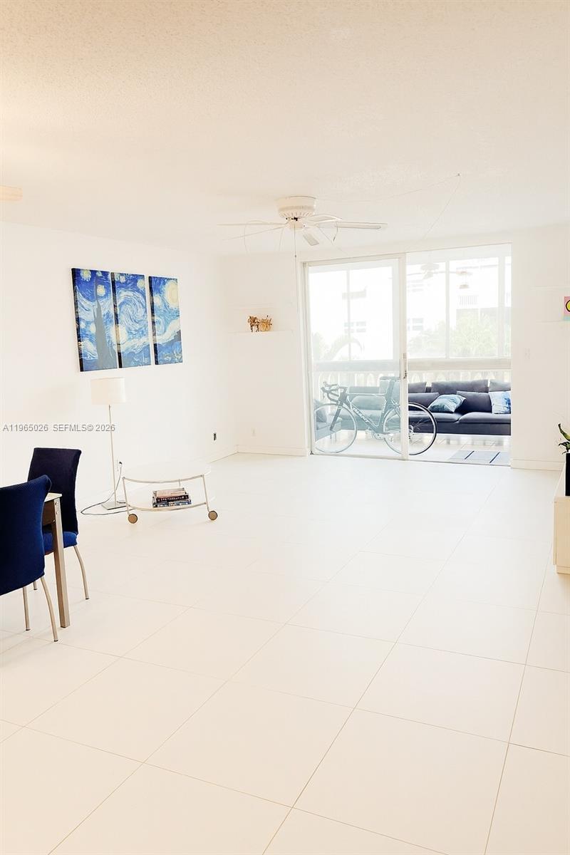 610 NE 12th Ave # 308, Hallandale Beach FL 33009 photo 3