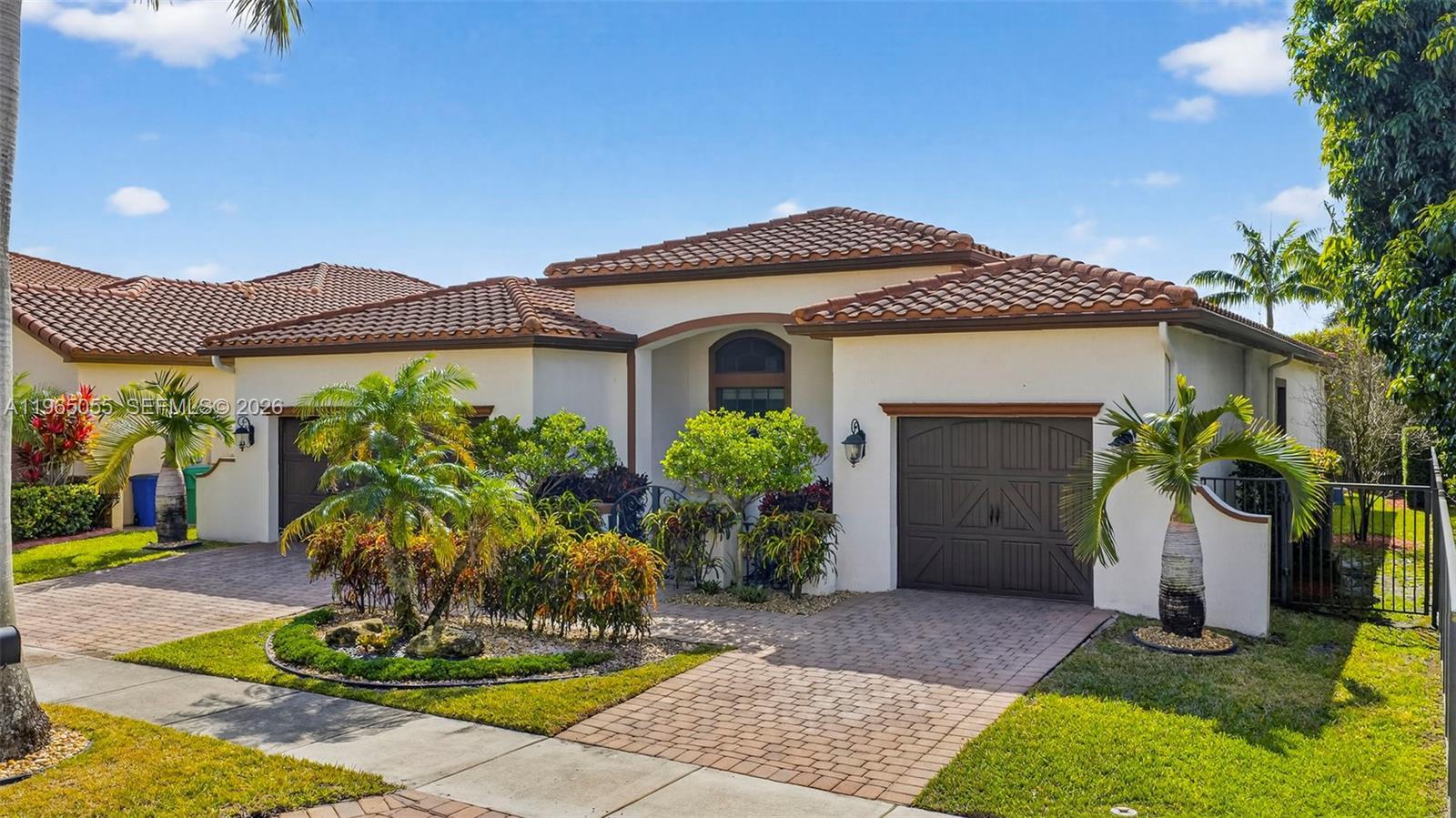 8782 NW 41st St, Cooper City FL 33024