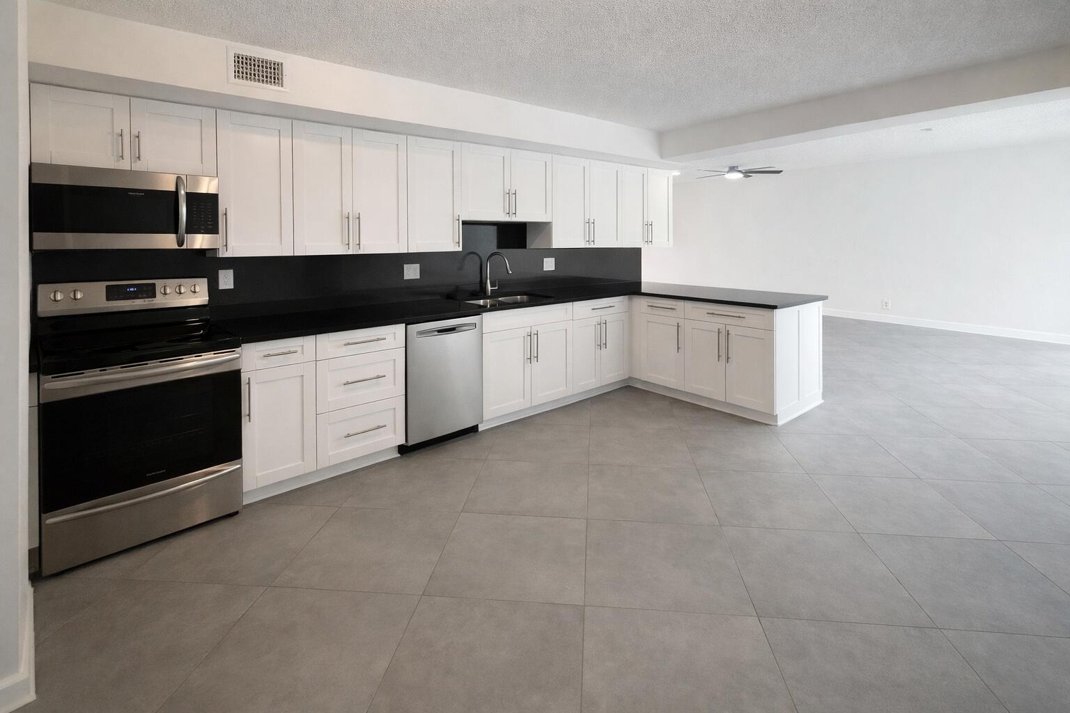 3355 Jaywood Terrace # J113, Boca Raton FL 33431 photo 3